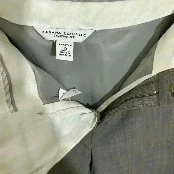 Dress Pants Jackson Fit Gray
Stretch Flared Leg Banana Republic Size 10 - Picture 4 of 4